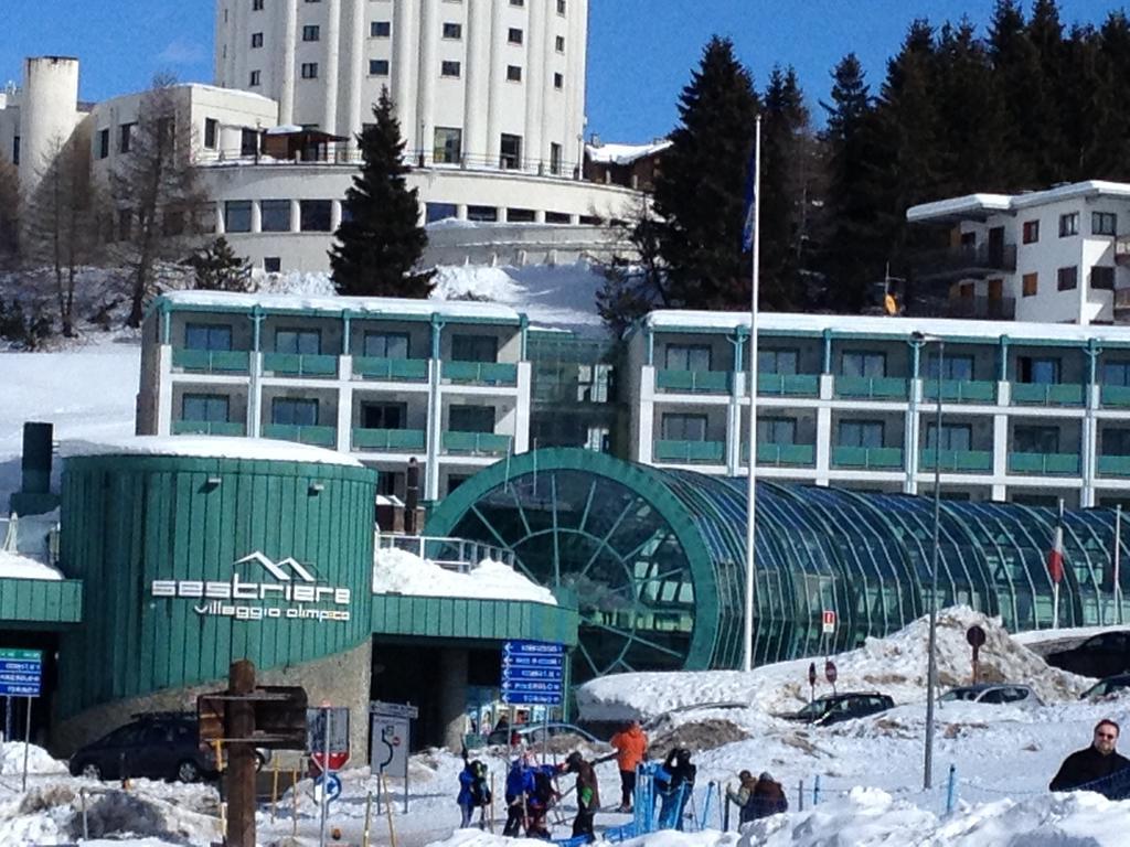 Olimpic Village Th